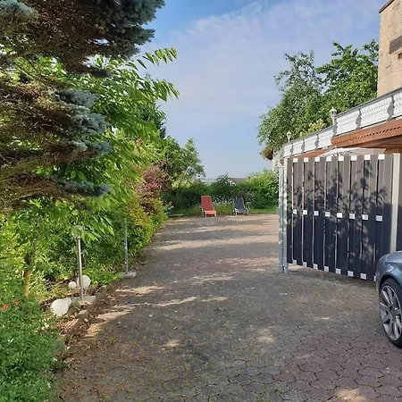 Ferienwohnung Im Modernen Ambiente Mit Eigenem Aussenbereich Appartement