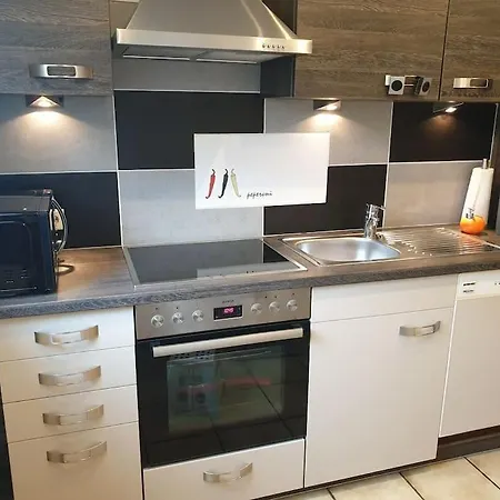 Ferienwohnung Im Modernen Ambiente Mit Eigenem Aussenbereich Appartement *