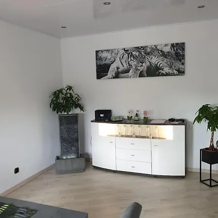 Ferienwohnung Im Modernen Ambiente Mit Eigenem Aussenbereich Apartment