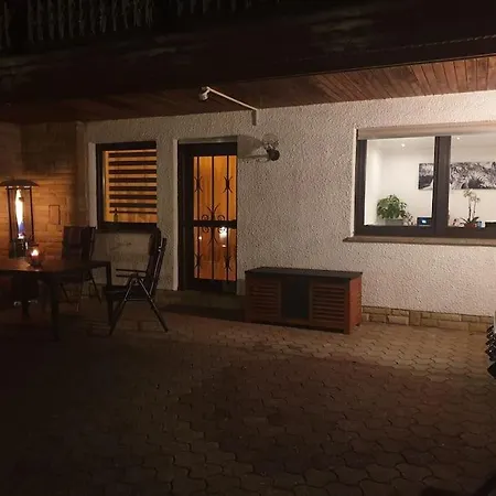 Ferienwohnung Im Modernen Ambiente Mit Eigenem Aussenbereich Apartment *